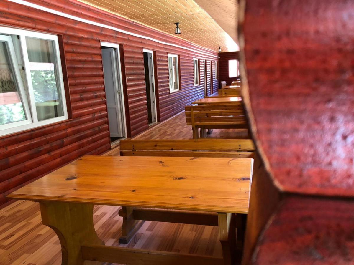 Pensiunea Cerbul Lacul Roşu Exterior foto